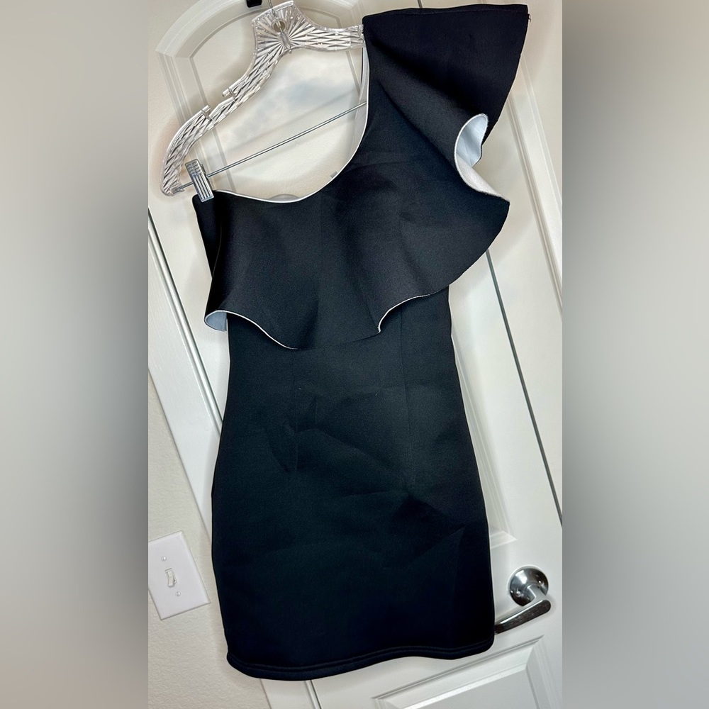 TOBI - Women’s one-shoulder Bodycon Dress